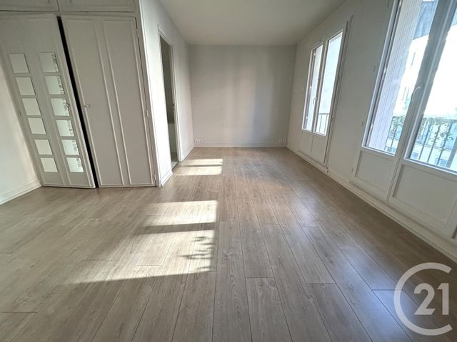 Appartement F1 à vendre - 1 pièce - 35.0 m2 - VINCENNES - 94 - ILE-DE-FRANCE - Century 21 L'Immobilier De Confiance